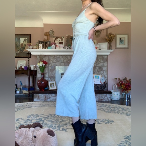 Caution To The Wind keyhole jumpsuit - Picture 7 of 11